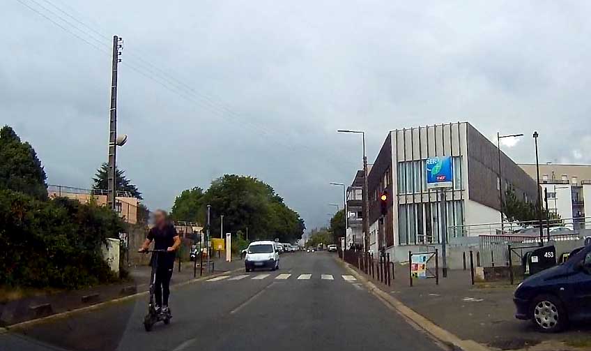 Trottinettes électriques, ça va trop vite? on vous dit tout !